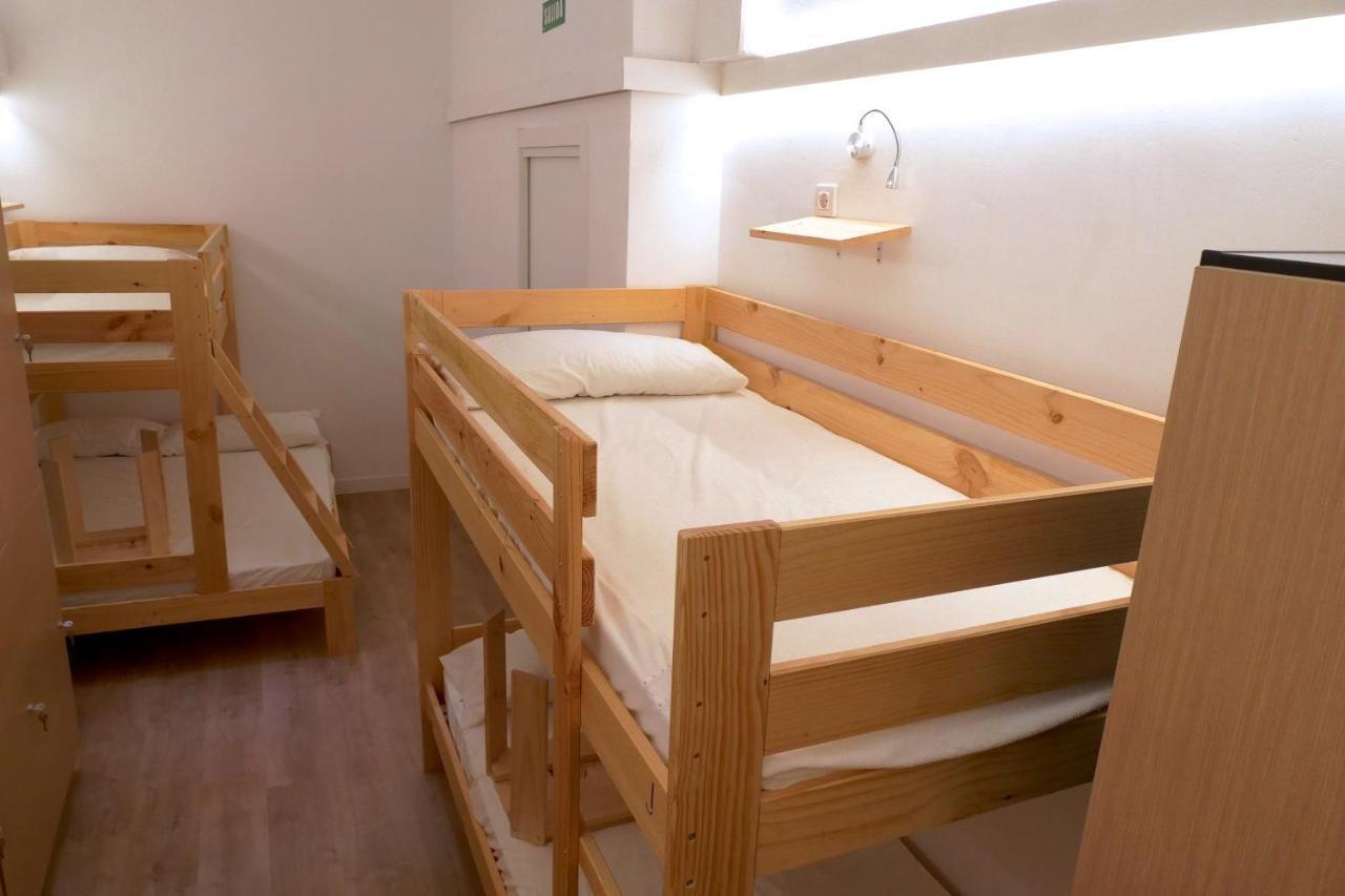 Guitar Hostel บิลเบา ภายนอก รูปภาพ