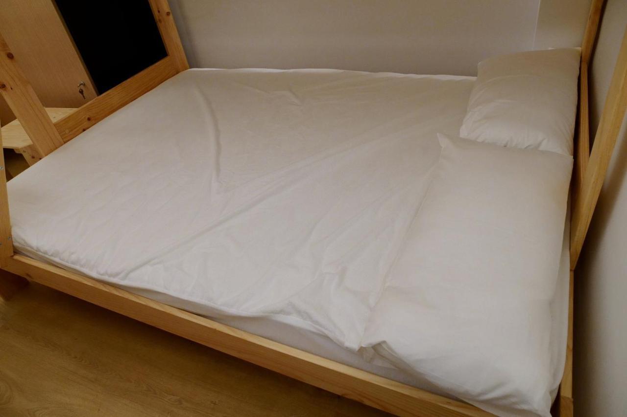 Guitar Hostel บิลเบา ภายนอก รูปภาพ